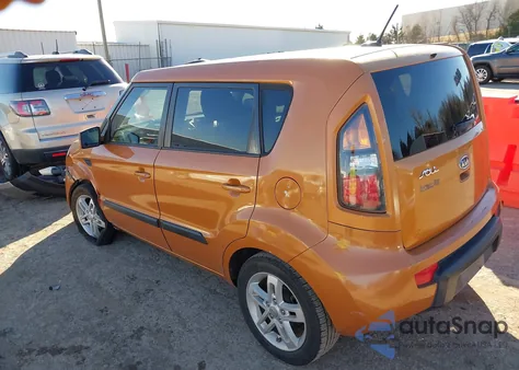 2011 Kia Soul + from USA, damaged, VIN KNDJT2A24B7308127